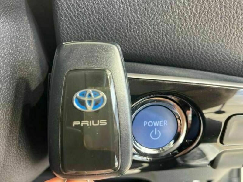 PRIUS-7