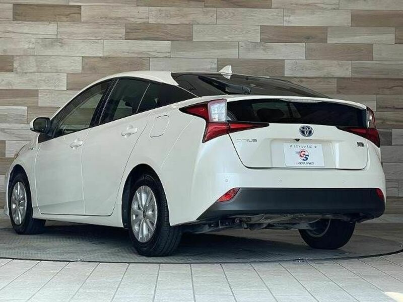 PRIUS-15