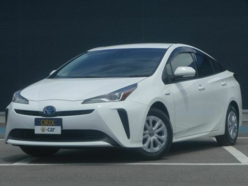 TOYOTA　PRIUS