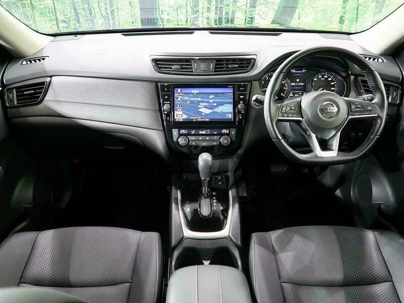 X-TRAIL