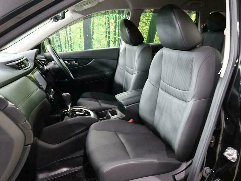 X-TRAIL