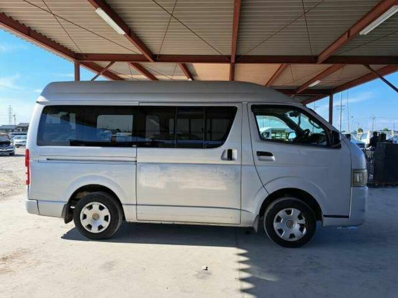 HIACE VAN-7