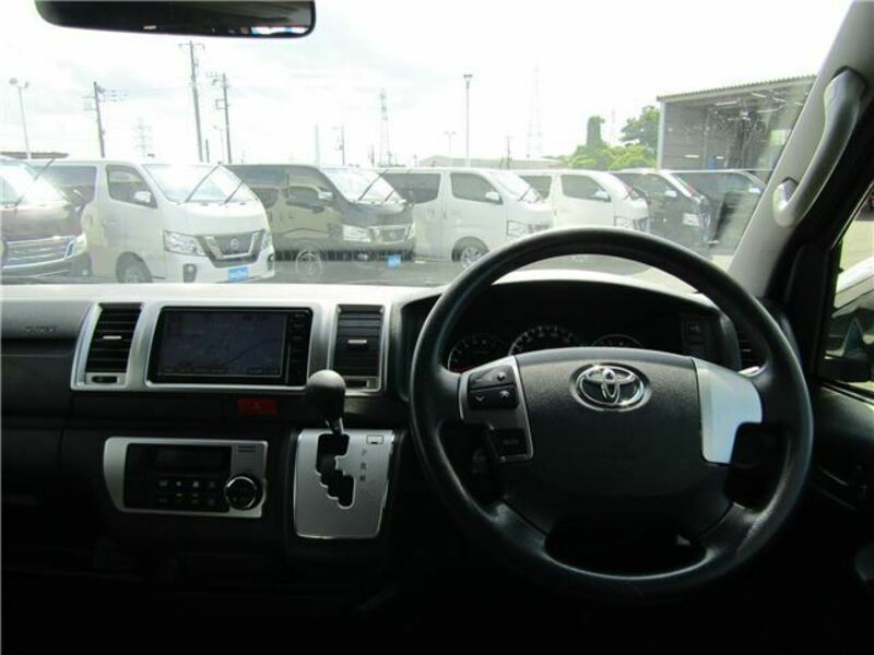 HIACE VAN-19