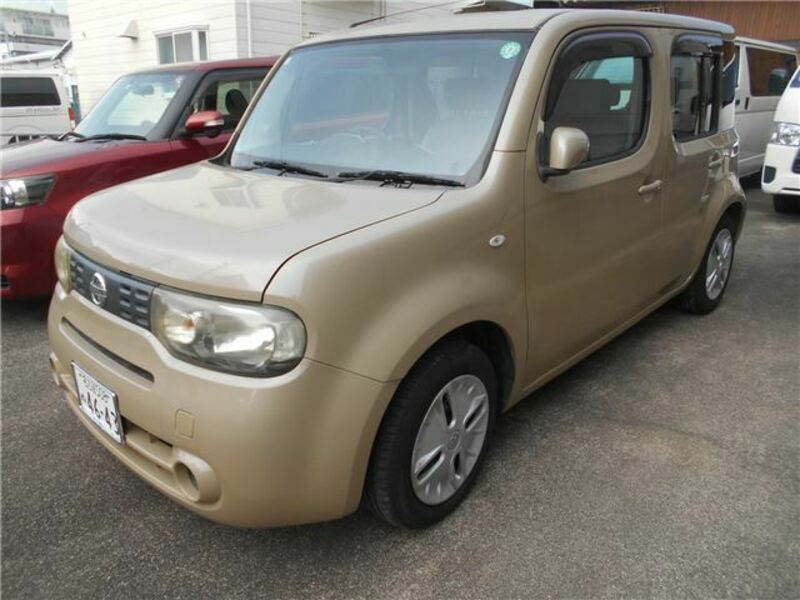 NISSAN　CUBE