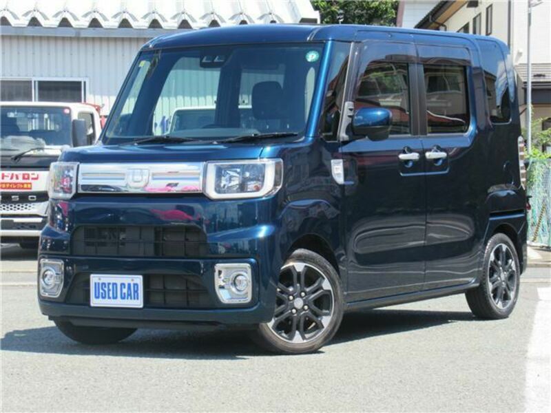 DAIHATSU　WAKE