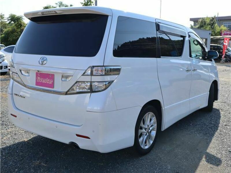 VELLFIRE-1