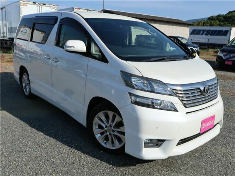 VELLFIRE-17