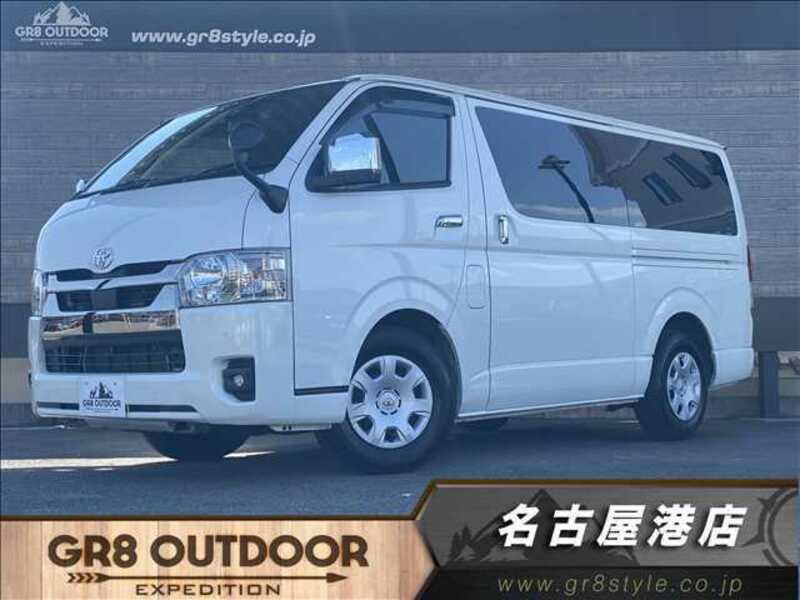 TOYOTA　HIACE VAN