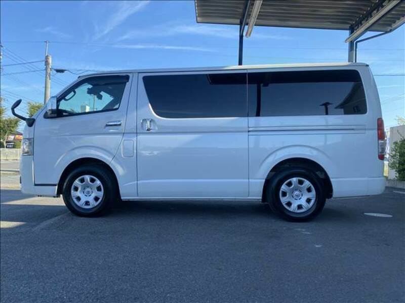 HIACE VAN-13