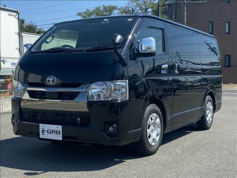 HIACE VAN-11