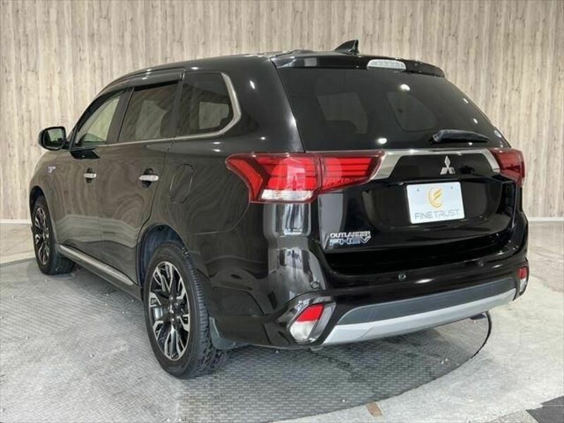 OUTLANDER PHEV-20