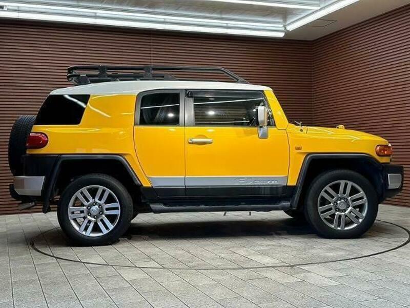 FJ CRUISER-17