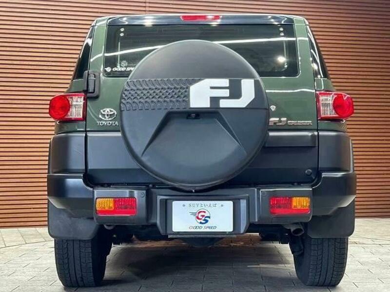 FJ CRUISER-18