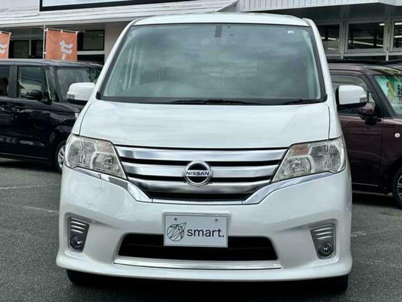 NISSAN　SERENA