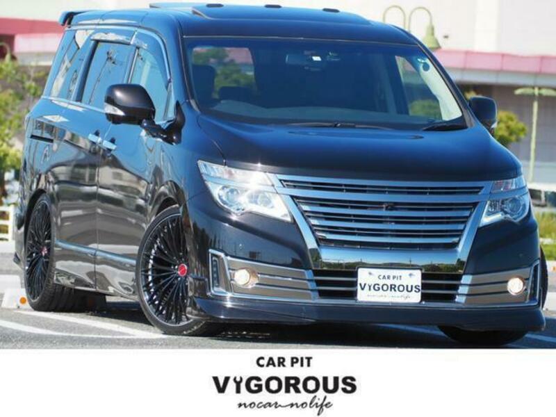 NISSAN　ELGRAND