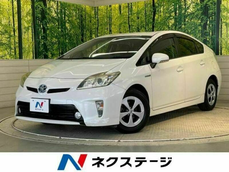 TOYOTA　PRIUS