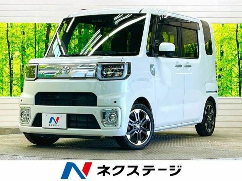 TOYOTA　PIXIS MEGA