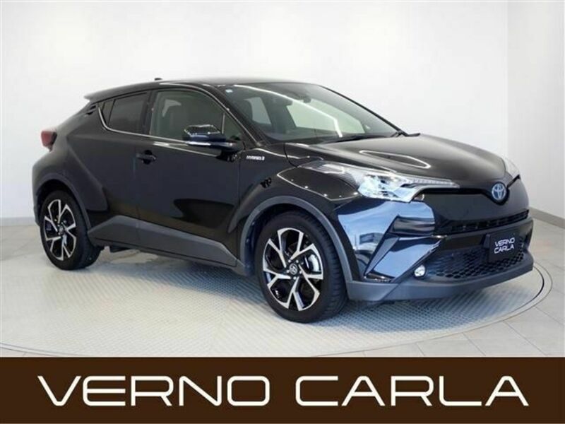 TOYOTA　C-HR