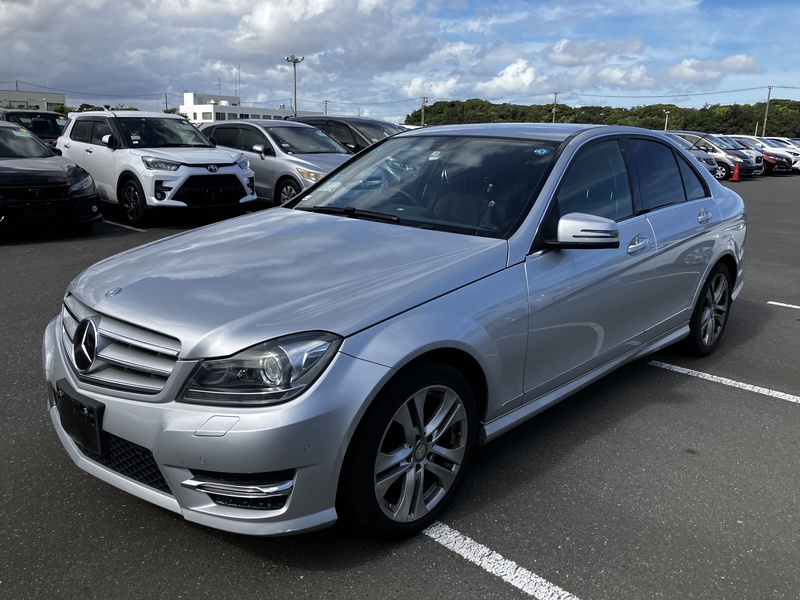 MERCEDES-BENZ C-CLASS