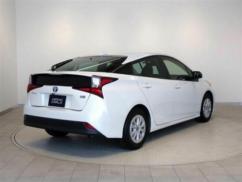 PRIUS-3