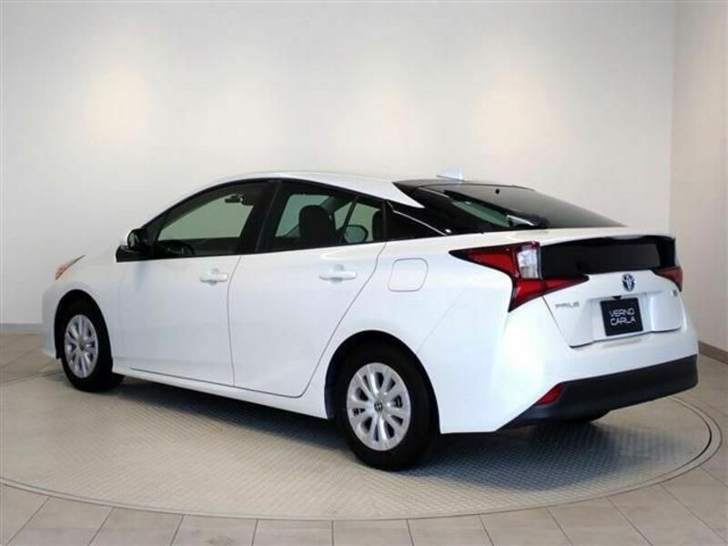 PRIUS-6