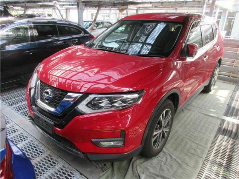 NISSAN　X-TRAIL