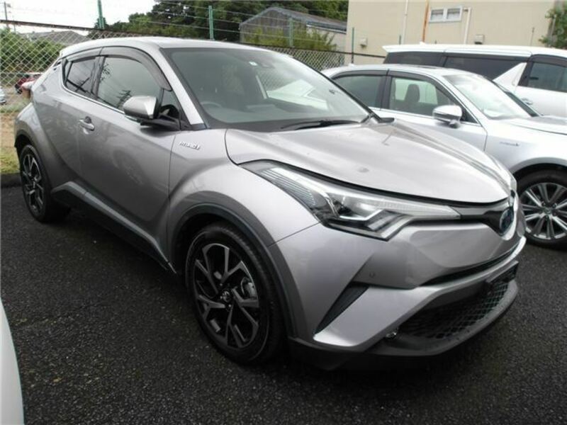 TOYOTA　C-HR