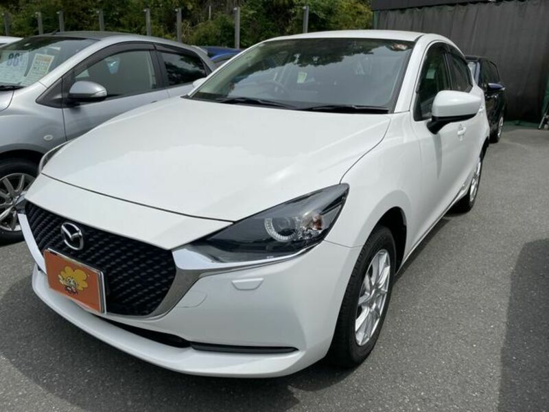 MAZDA　MAZDA2