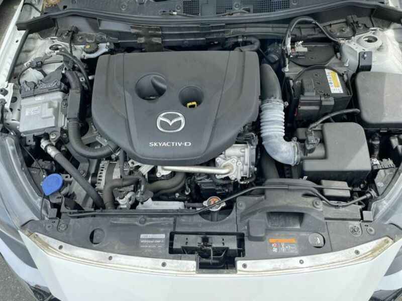 MAZDA2