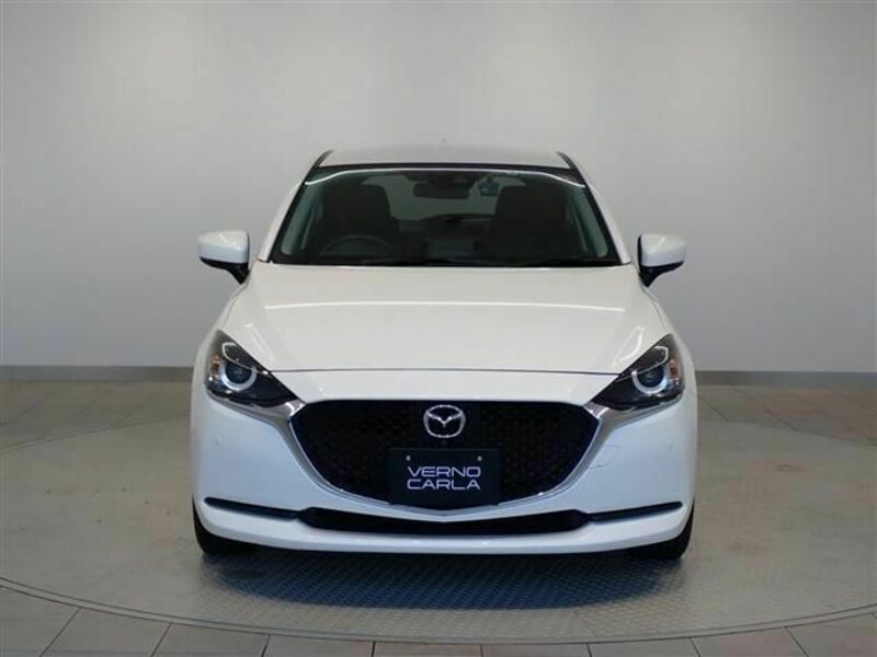 MAZDA2-1