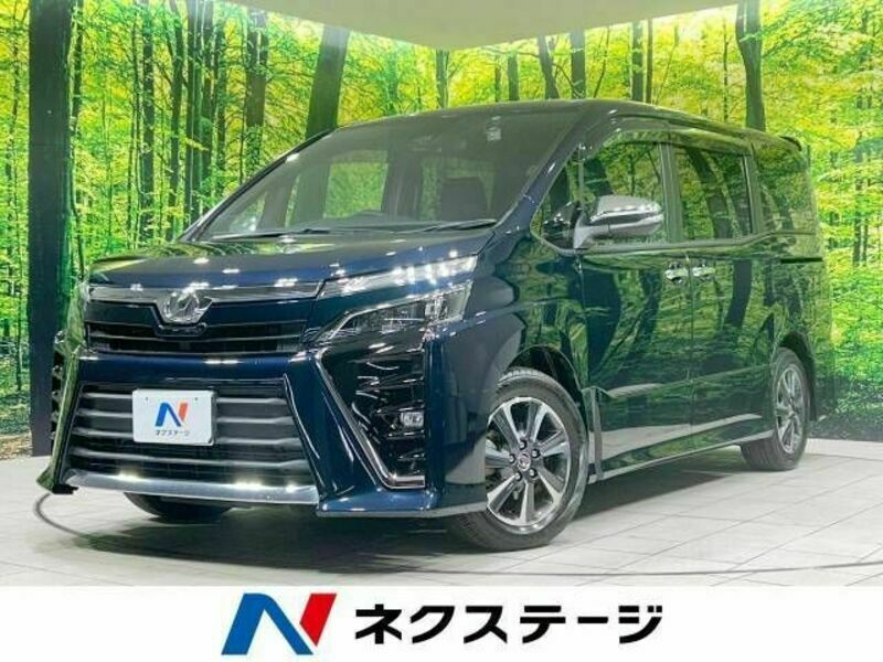 TOYOTA　VOXY