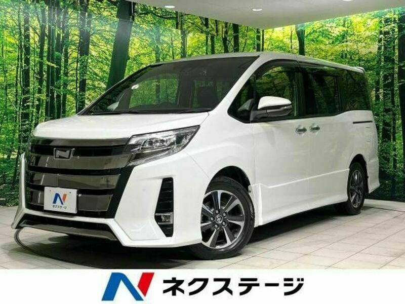 TOYOTA　NOAH