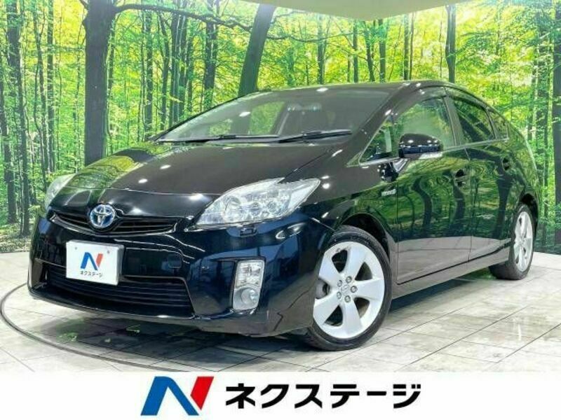 TOYOTA　PRIUS