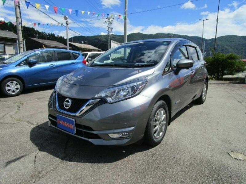 NISSAN　NOTE