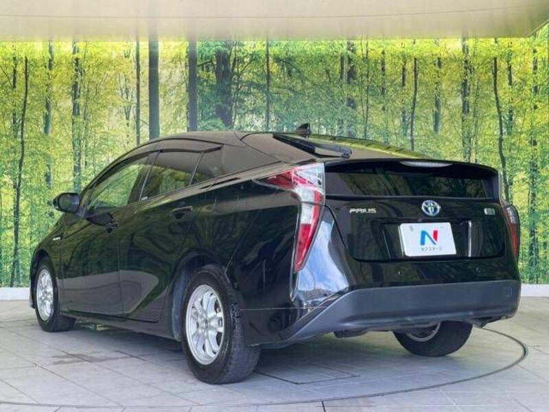 PRIUS-17