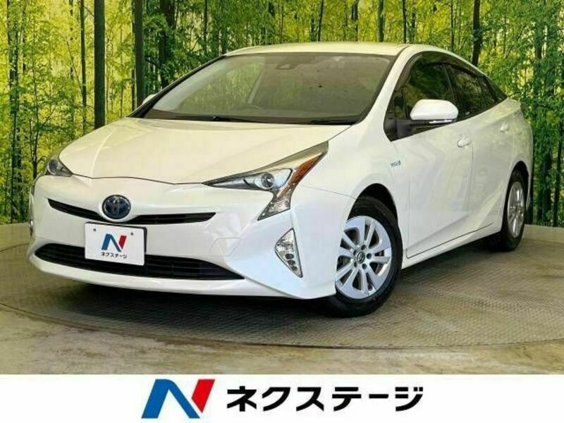 TOYOTA　PRIUS