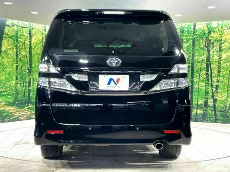 VELLFIRE-16