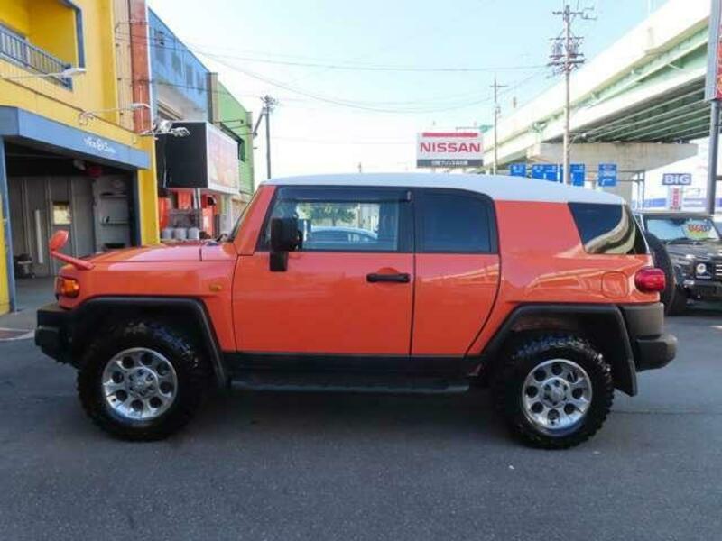 FJ CRUISER-5