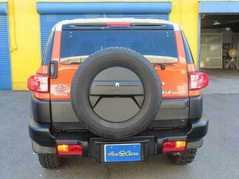 FJ CRUISER-12