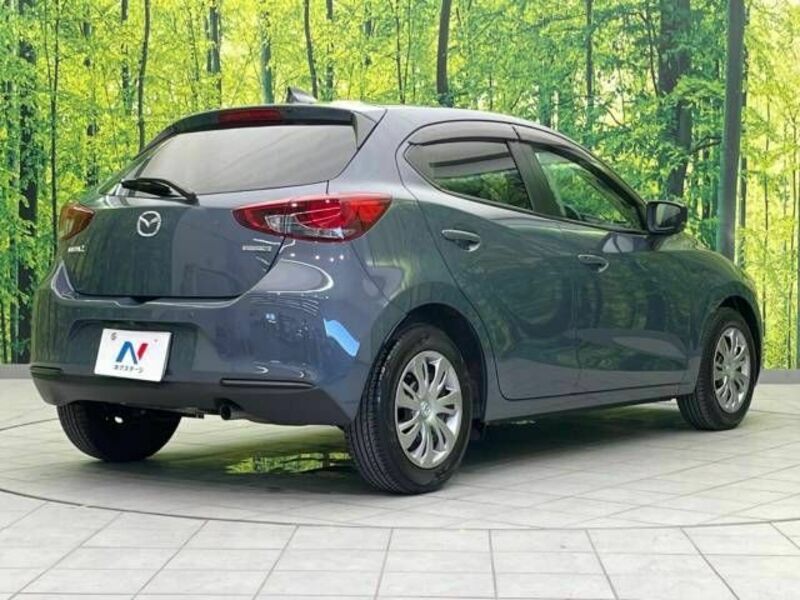 MAZDA2-17