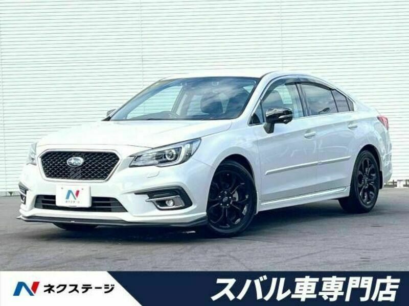 SUBARU　LEGACY B4