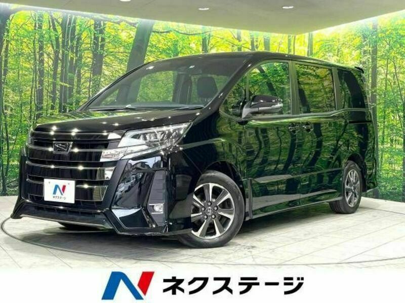 TOYOTA　NOAH