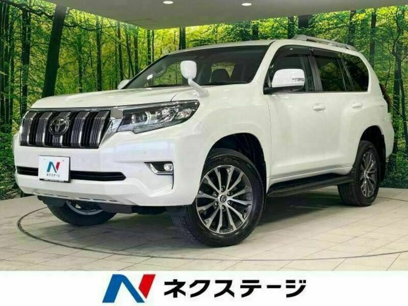 TOYOTA　LAND CRUISER PRADO