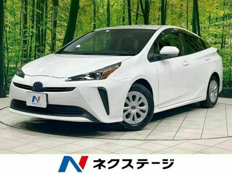 TOYOTA　PRIUS