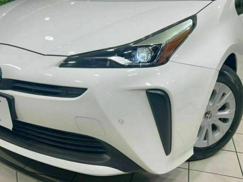 PRIUS-12