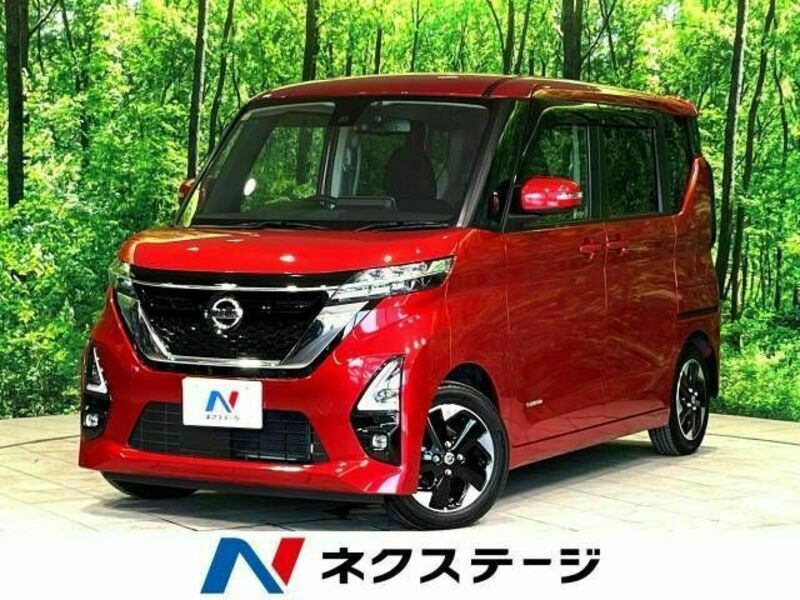 NISSAN　ROOX