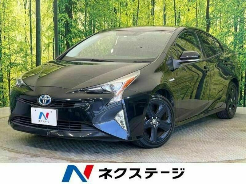 TOYOTA　PRIUS