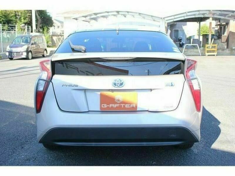 PRIUS-3