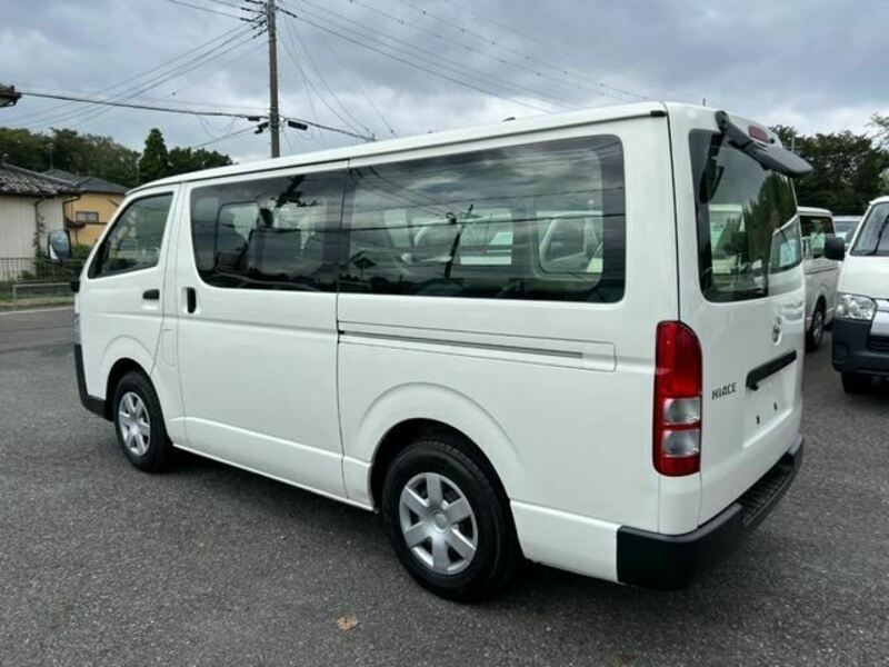 HIACE VAN-4