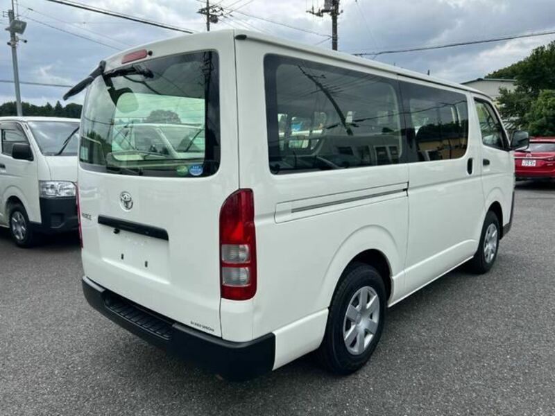 HIACE VAN-6